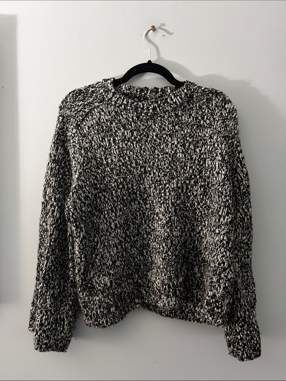 Abercrombie & Fitch Black and White Marled Crewneck Sweater
